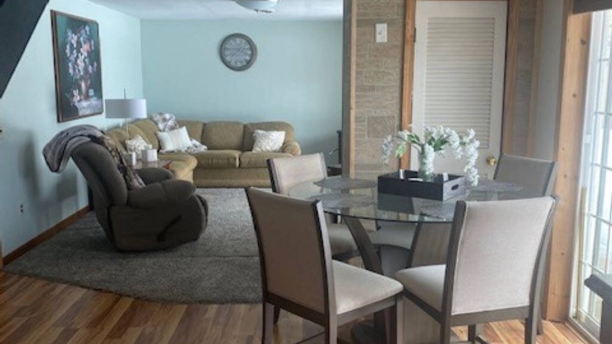 Silver Beach Apartment | Holistic Hideaway