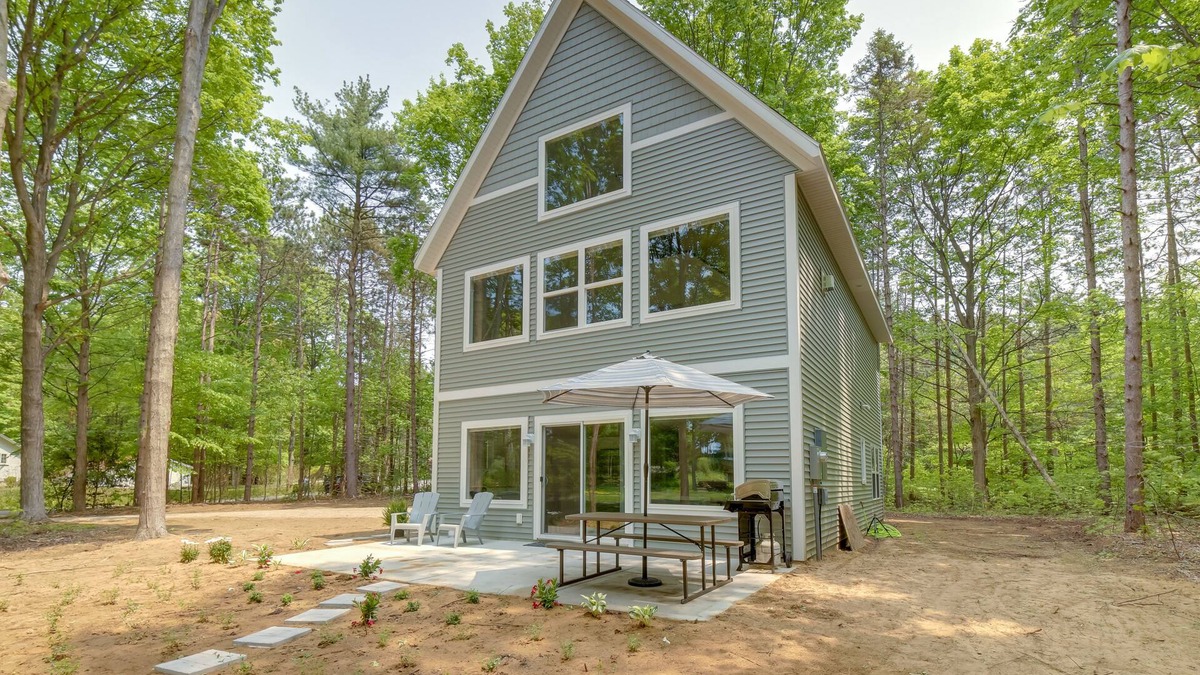 Holland House | Holland Home w/Fire Pit: Walk to Lake Michigan!