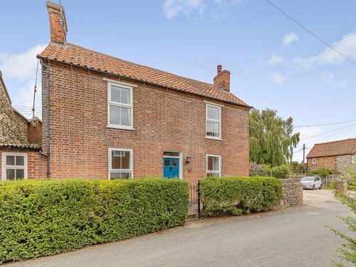 South Creake House | Holly House
