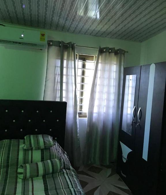 Accra Apartment | Holly House
