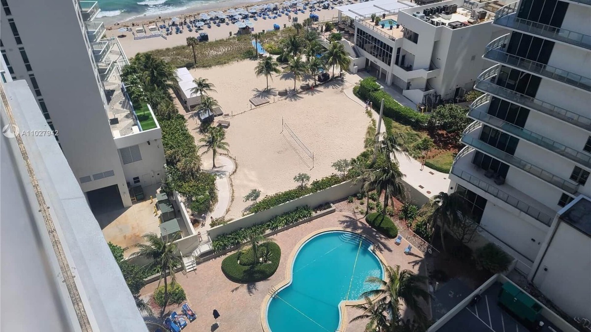Dollard-des-Ormeaux Apartment | Hollywood Florida ocean view access to beach just steps away sian building