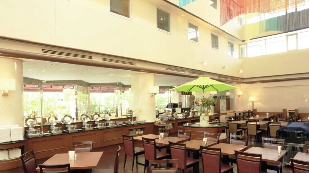 Naha City Centre Hotel | Hollywood Family 3 Bed Room Nonsmoking Breakfast included /Naha Okinawa