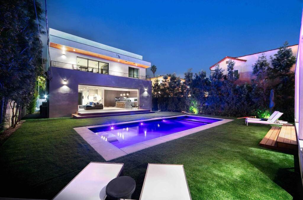 Melrose Villa | Hollywood Hills 5 BR Villa, Pool, Rooftop, Parking