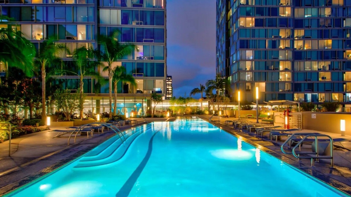 Wilshire Center Apartment | hollywood view apartment in korea town