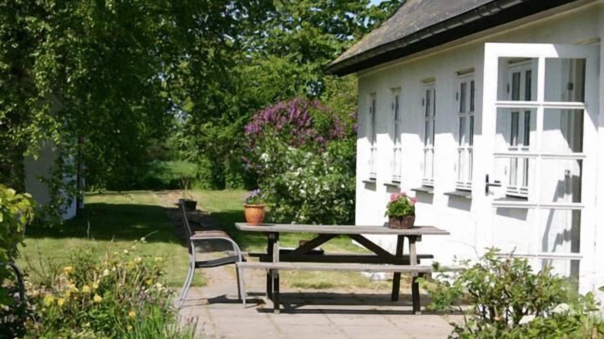 Kalundborg Bed & Breakfast | Holmehuset Bed & Breakfast - Gårdhotel
