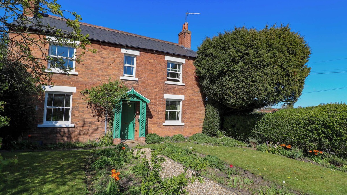 Halam Cottage | HOLMHURST, family friendly, character holiday cottage in Southwell
