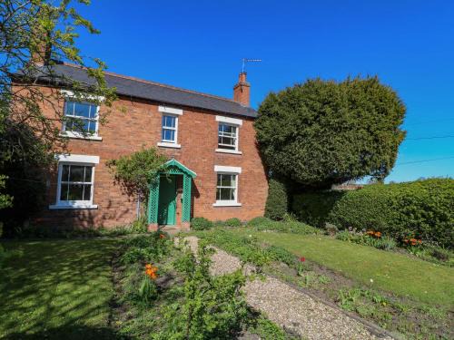 Halam House | Holmhurst
