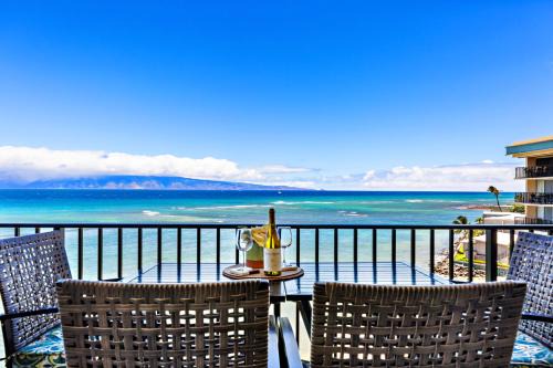 Kahana House | Hololani B704