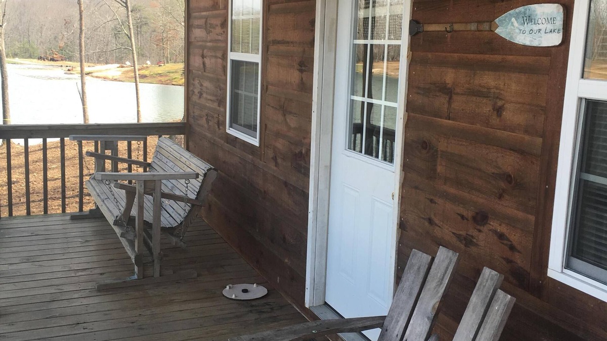 Muddy Pond Cabin | Holpp's Pine Ridge Lake
