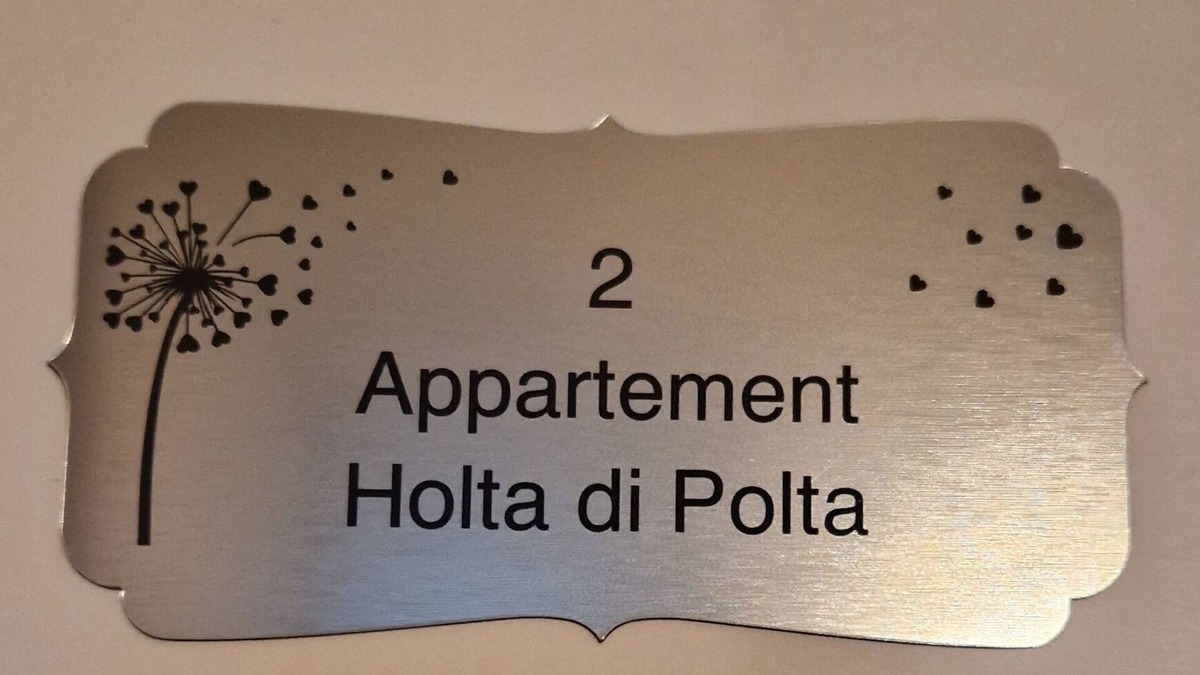 Burg Stargard Apartment | Holta di Polta apartment on the upper floor - Onkmangani apartment house
