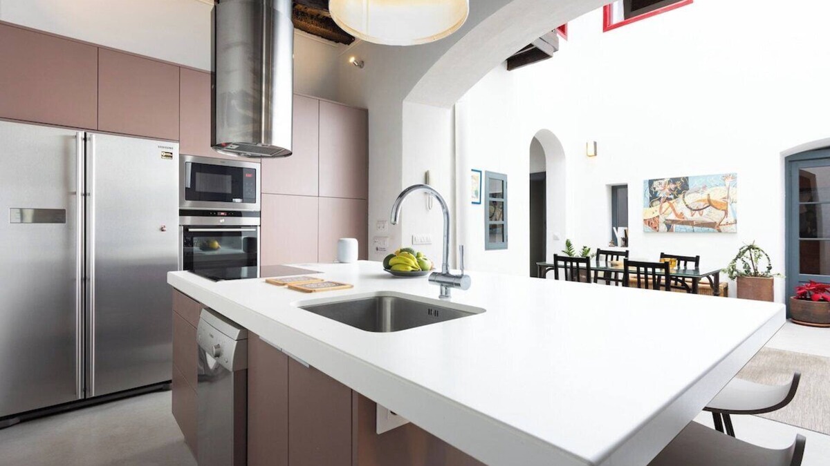 Historical Center Ski Chalet | Home2Book Stylish Design House in La Laguna Center