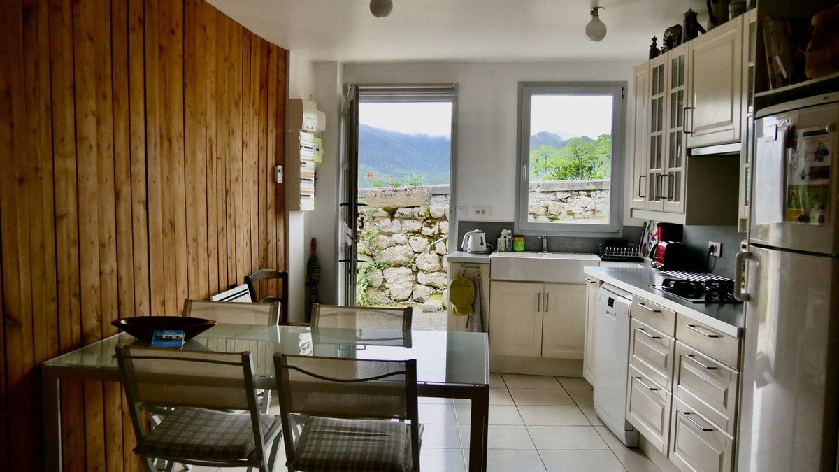Roquefixade House | Home and garden located in village character - panoramic view