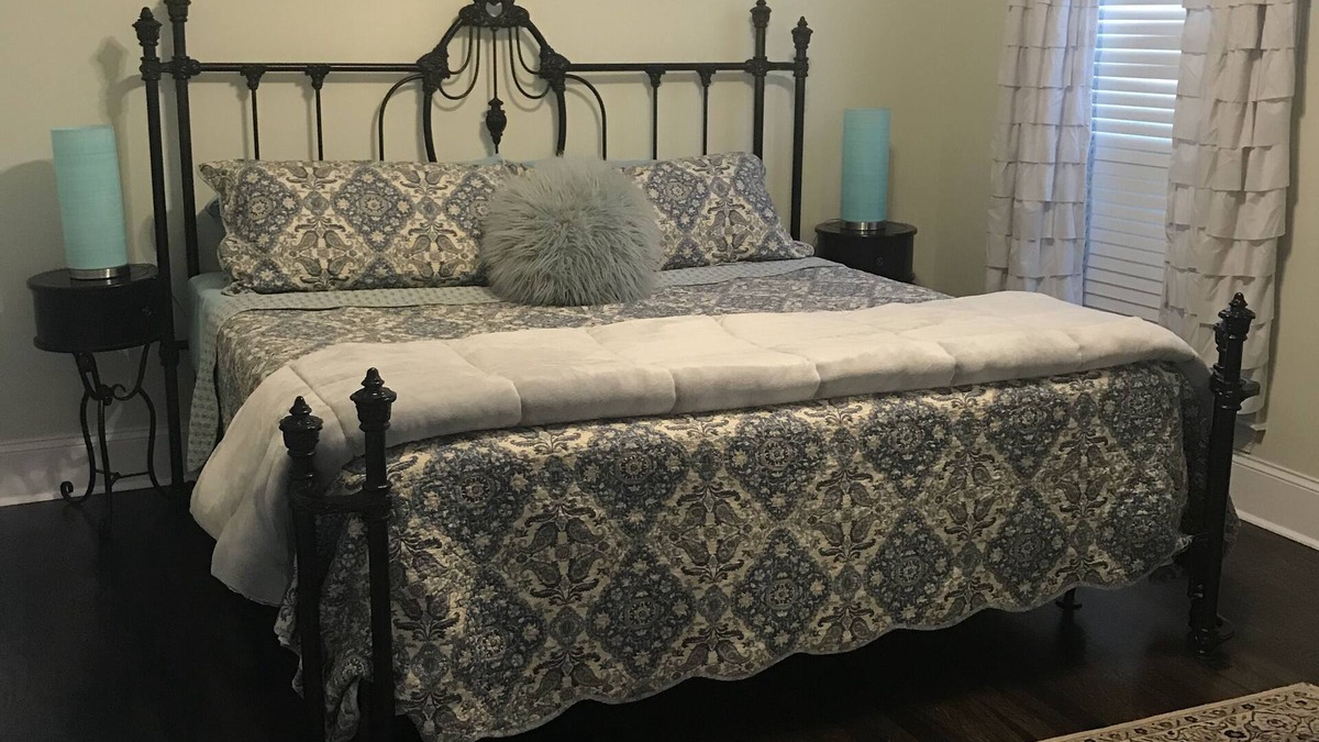 Goodlettsville House | Home Away from Home King Suite