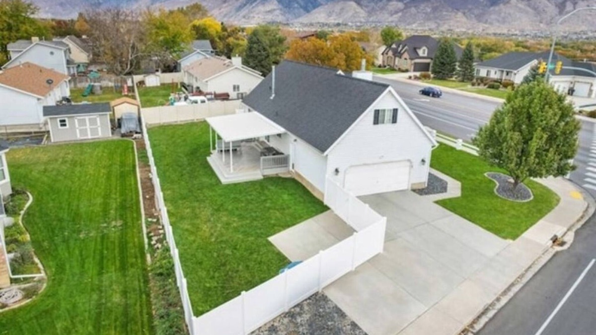 American Fork House | Home Away from Home: Pet and Family Friendly!