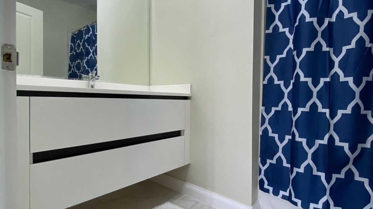 Eden Gardens Apartment | Home Away from Home