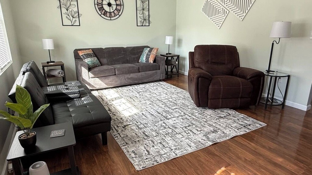 Bastian House | "Home Away from Home" nPeaceful & Relaxing Private Escape: 3-bedroom/2-bath