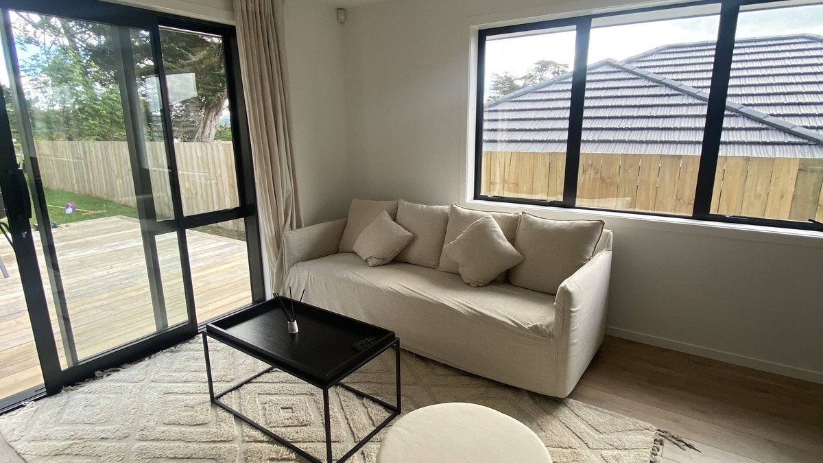 Helensville House | Home Away From Home!