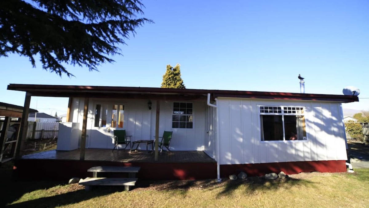 Twizel House | Home away from Home, Twizel. FREE WIFI
