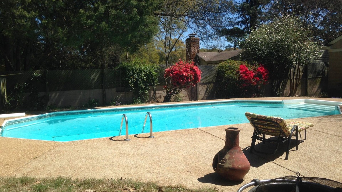 East Memphis House | Home Away From Home!