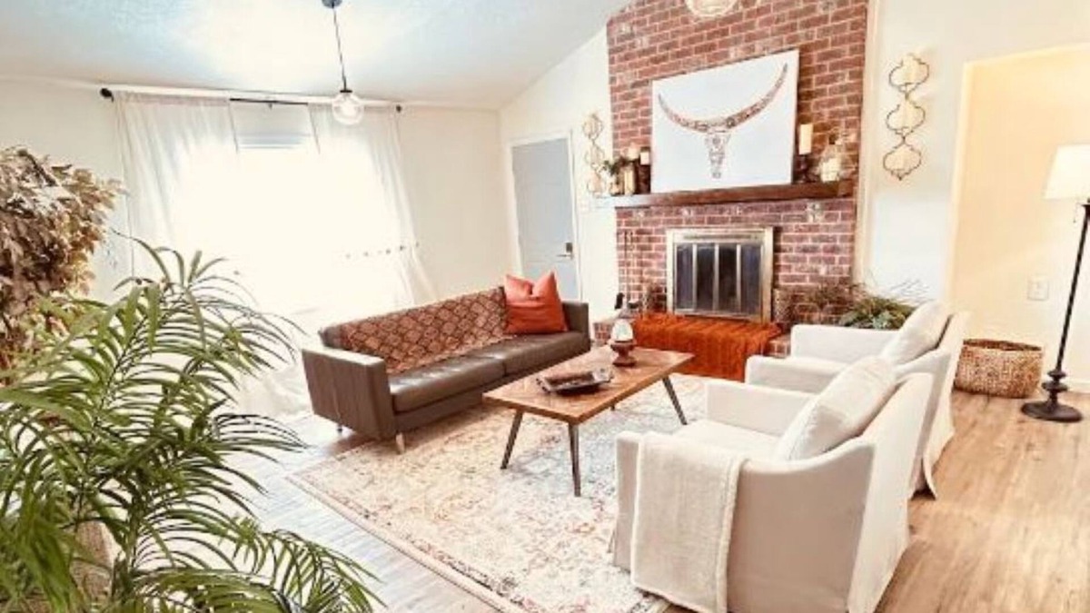 Osceola House | Home away from home