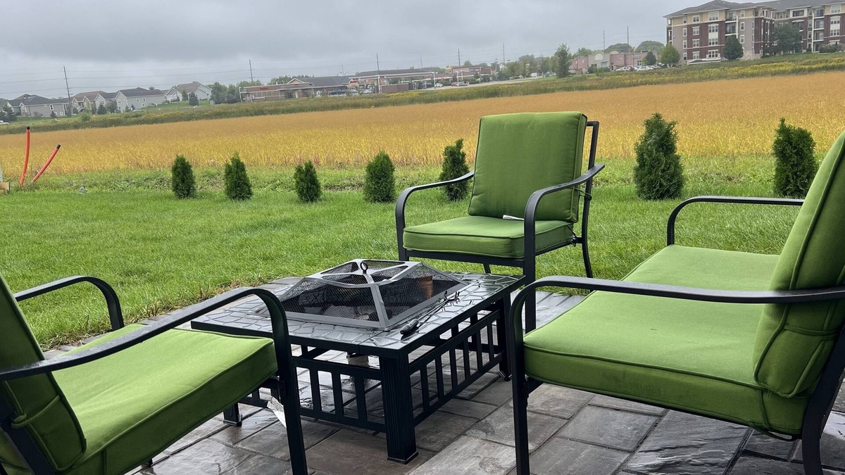 Sun Prairie House | Home away from home!