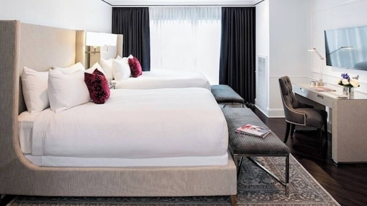 Capitol Hill Hotel | Home Away from Home! Explore all DC has to offer! Close to area attractions!