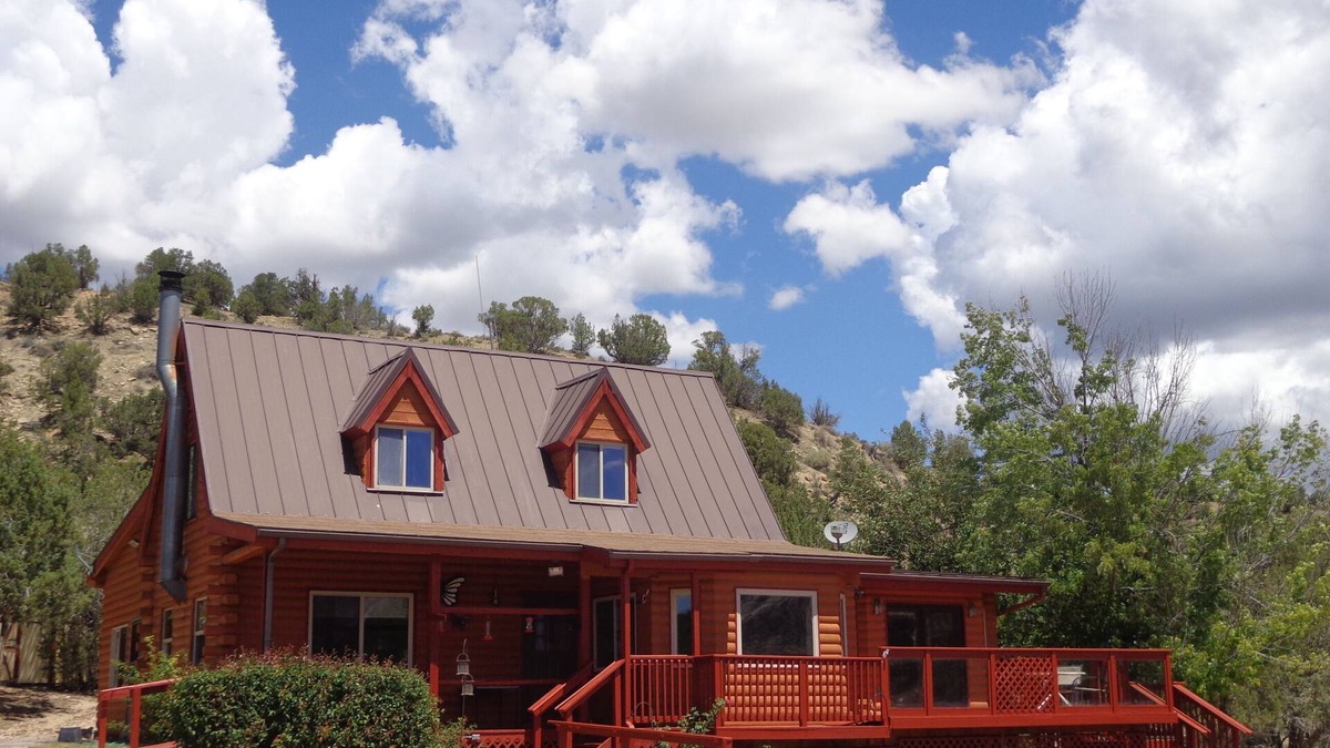 Orderville Cabin | Home between Zion National Park and Bryce Canyon