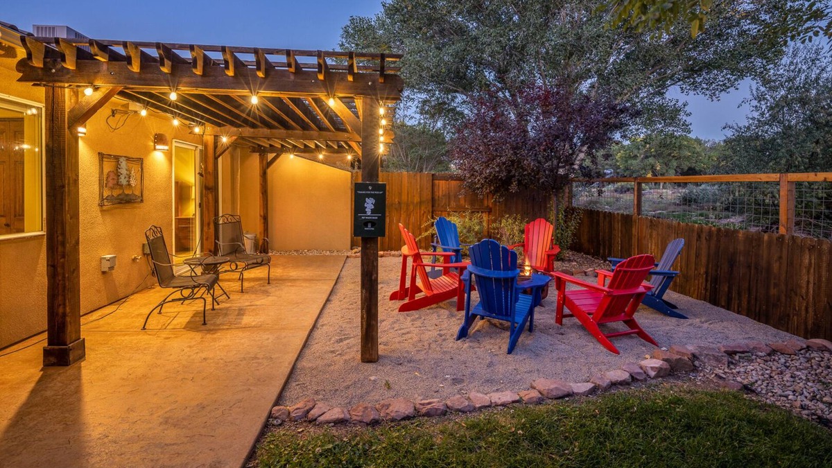 Moab House | Home Downtown | Indoor Pool | Fenced Backyard