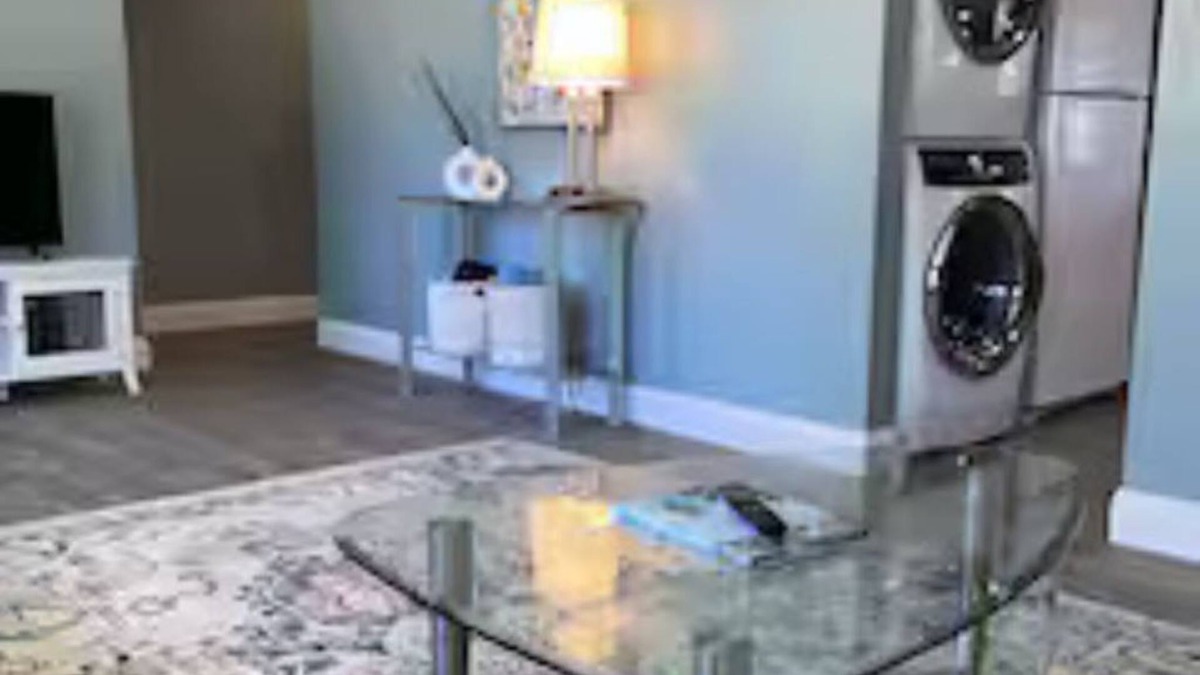 Englewood House | Home for the Family