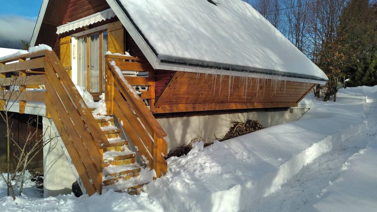Autrans-Meaudre-en-Vercors Ski Chalet | Homerez - Chalet in Autrans-Méaudre