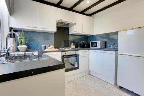 Chapeltown Apartment | Home from Home, FREE Parking, Ideal for Workers - Hosted by Stay Host Save