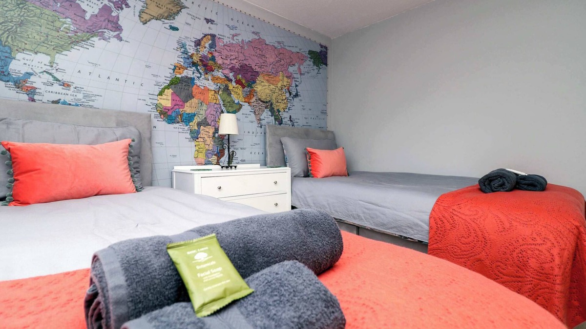 Quedgeley House | Home From Home: Gloucester by StayStaycations