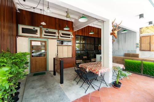 Ban Phan Thom House | Home & Hashery Boutique House