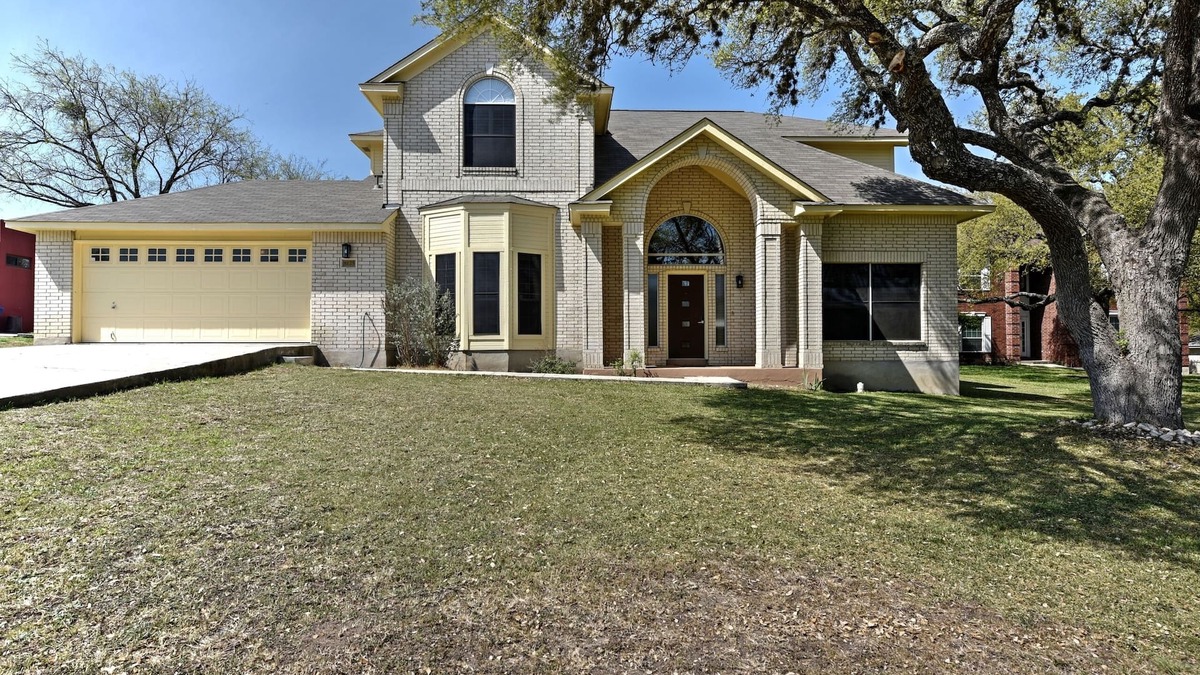 San Antonio House | Home Hidden In Plain Sight with HEATED Pool and Hot-Tub