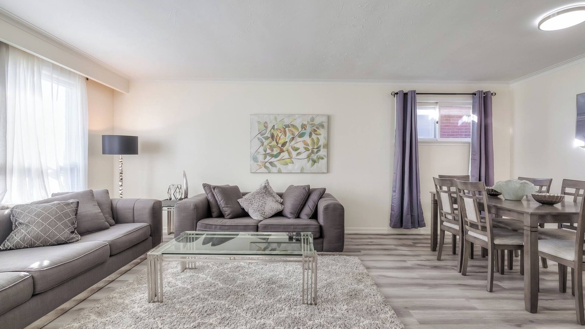 Scarborough House | Home In Bluffers! 5 minutes to the Bluffers Park