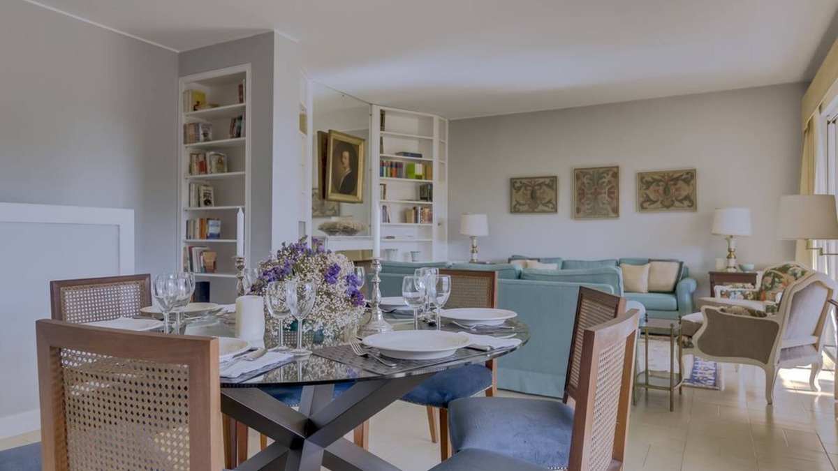Estoril House | Home in Estoril - House 79