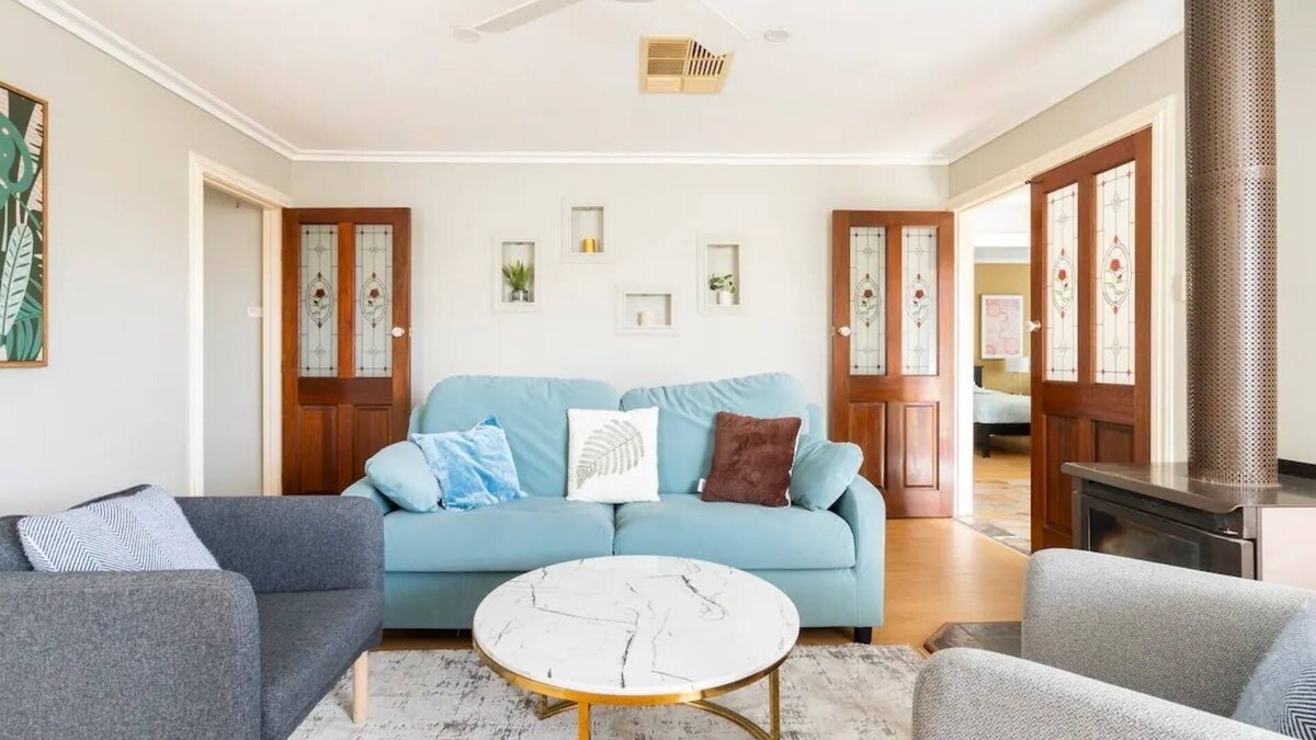 Frankston House | Home in Frankston