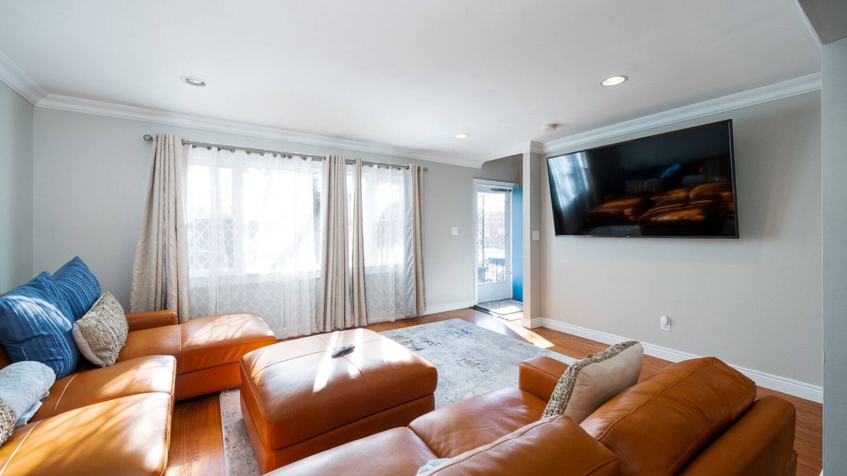 Linden House | Home in Linden