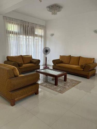 Thalawatugoda Villa | Home in Battaramulla