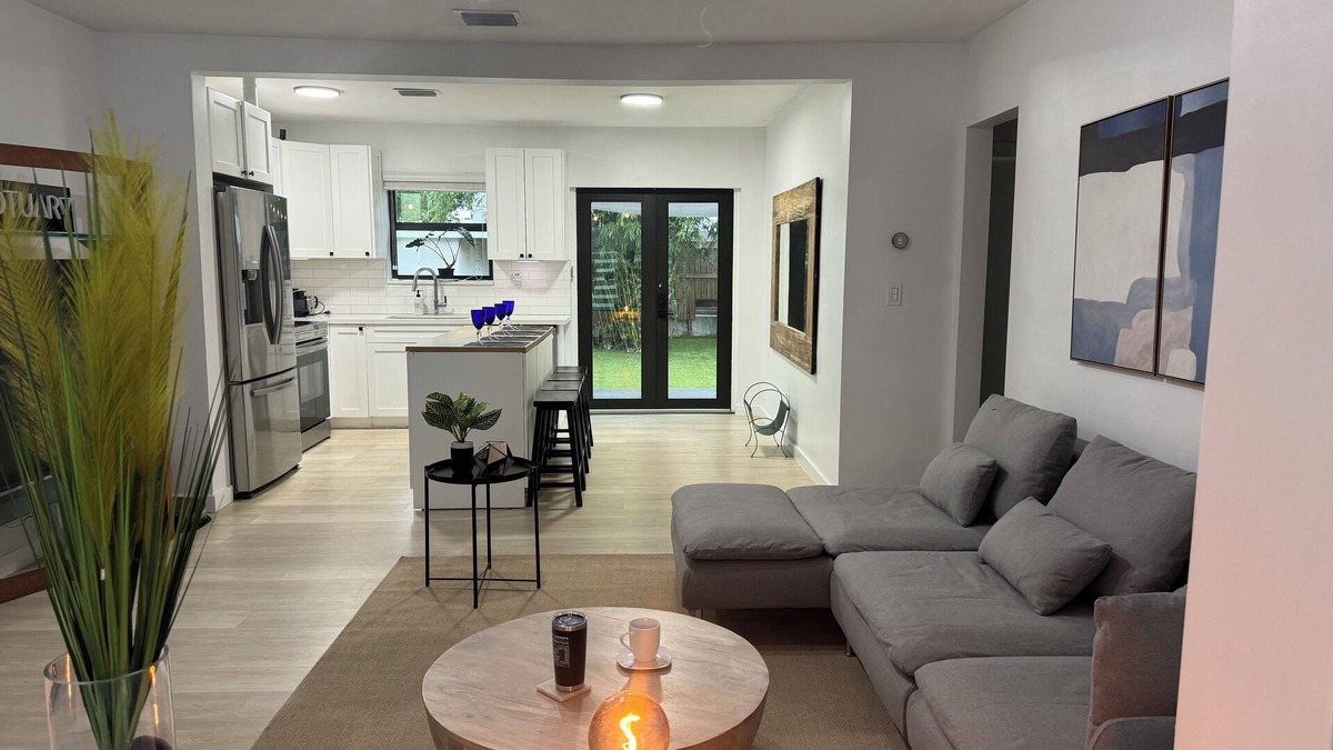 Coral Way House | Home in Miami - 5 min from beach