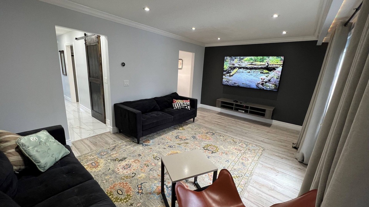 Durham Region House | Home in Oshawa