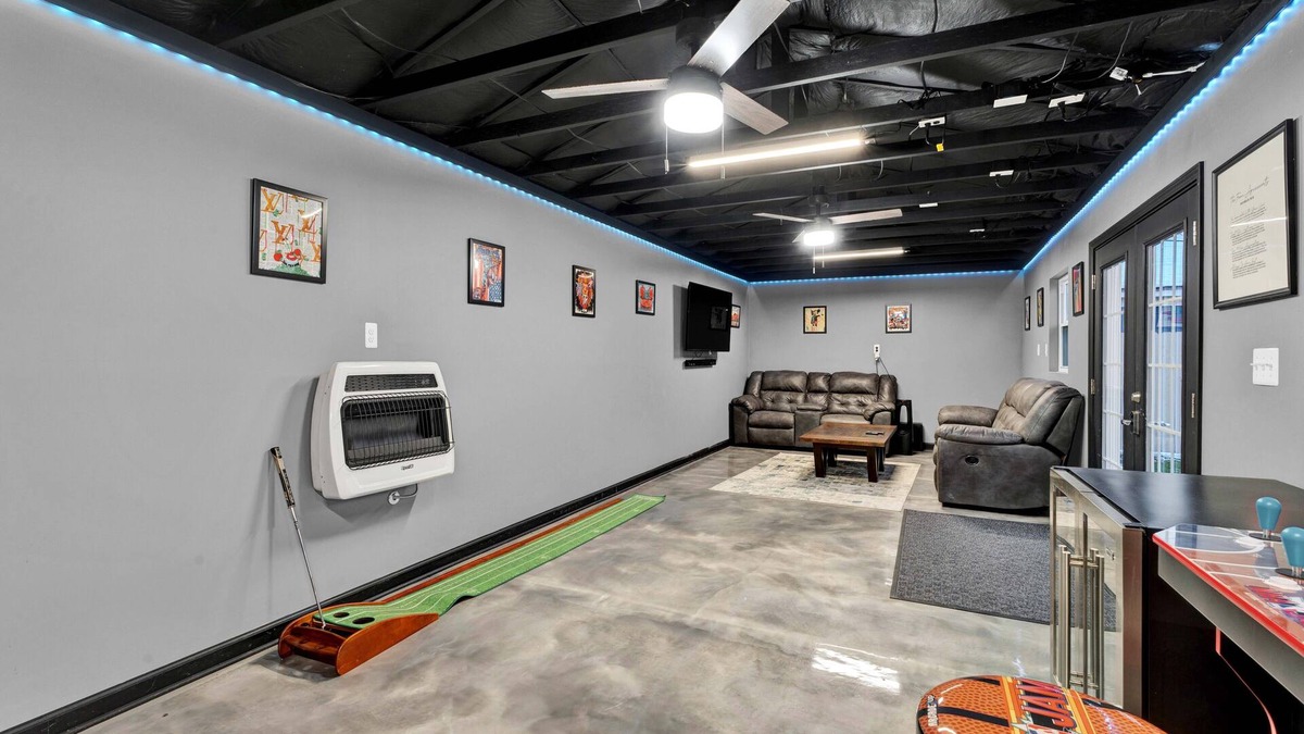 Madison Heights House | Home in Royal Oak w/pool & sauna & dream garage