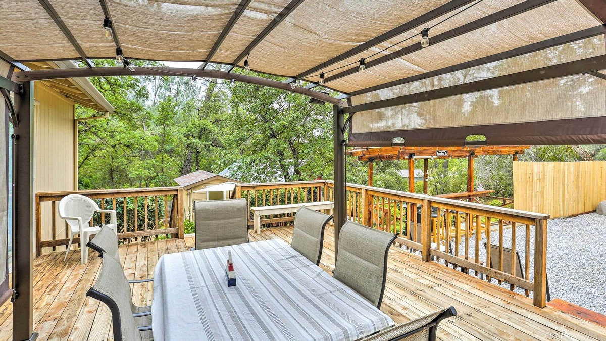 Shasta Lake Cottage | Home in Shasta Lake Near Redding: Early Check-in!