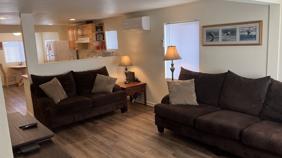 Springfield House | Home in Springfield with large yard and driveway