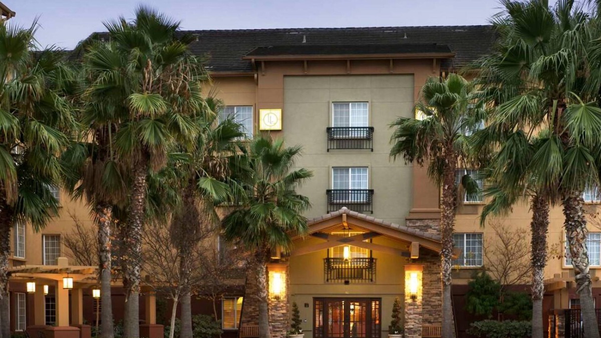 Milpitas House | Home-like Suite w/Fully Equipped Kitchen w/free breakfast