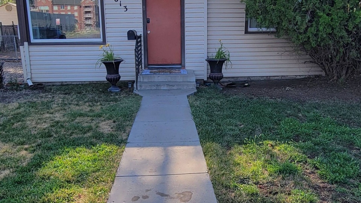 Grand Junction House | Home of the MavericksnLovely 2-bedroom bungalow in Grand Junction