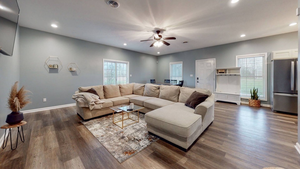 Hopkinsville Cottage | Home on 10 acres + private lake!