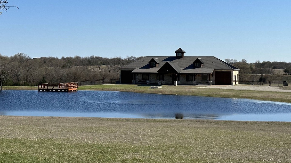 Weston House | Home on 30 acres with pond
