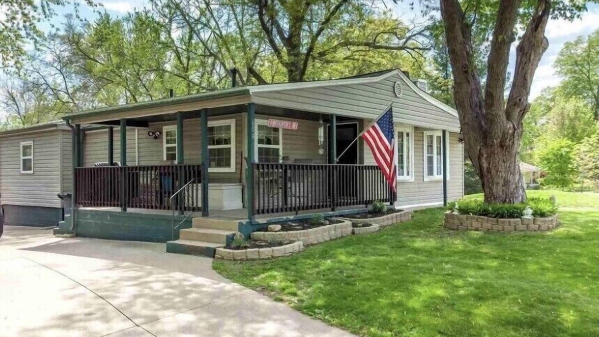 Colona House | Home on the Green River!