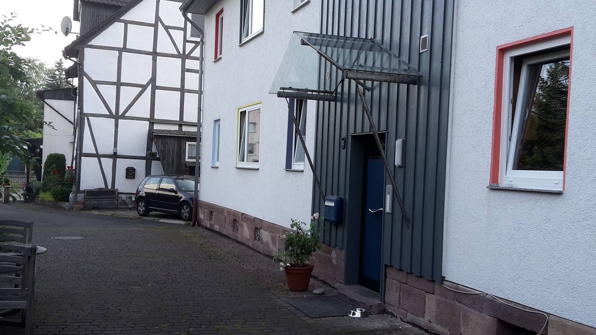 Lohfelden Apartment | Home on time at the edge of the Documenta city of Kassel